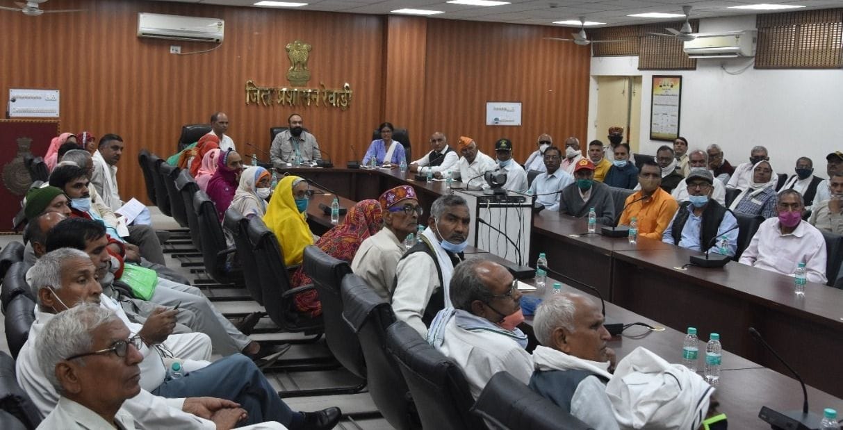 Chief Minister interacts with veterans of ex-servicemen, martyrs