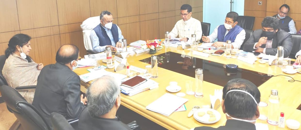Now builders will not be able to sell their allotted land by themselves