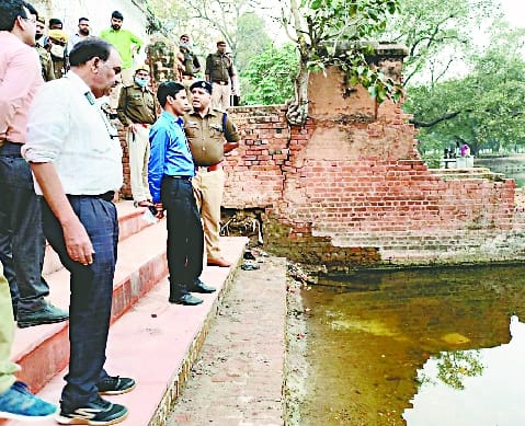 DM-SP reached Seth Ghat, took stock of preparations