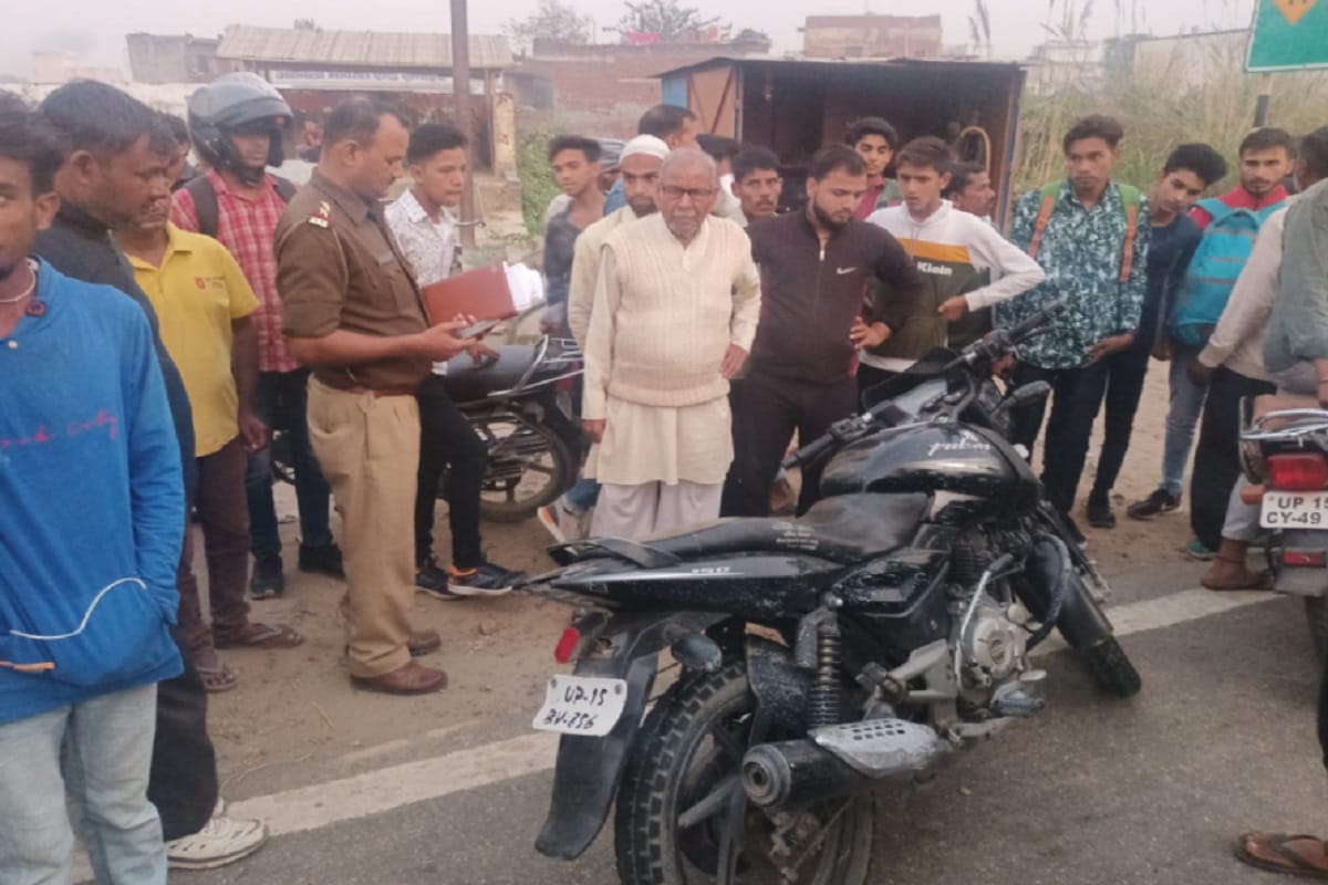 UP News: Three members of a family has died in road accident in Meerut city and see photos