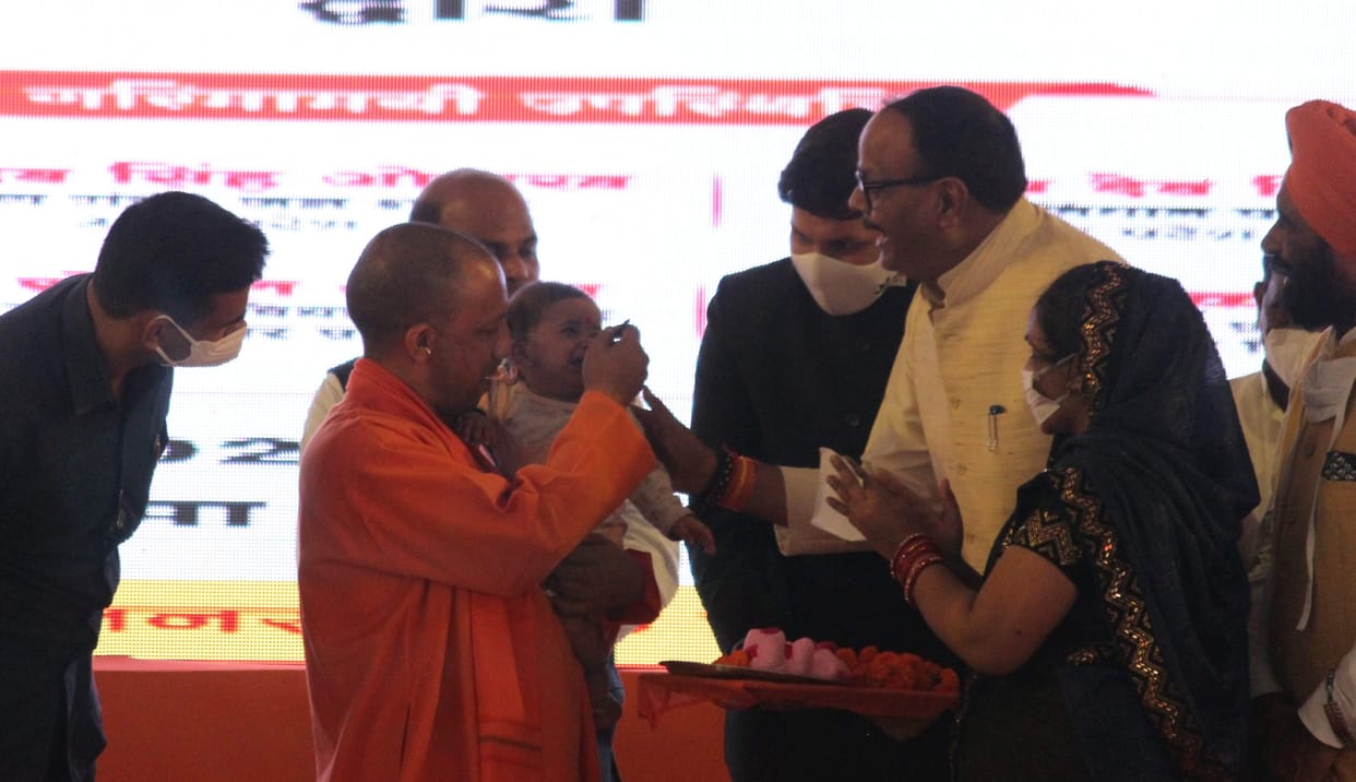 Chief Minister cherished Devaki in her lap, got Annaprashan done with her own hands