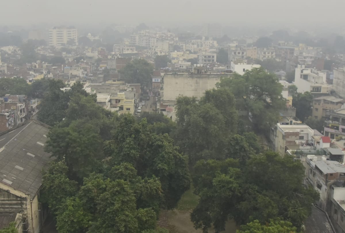 Condition air pollution in Lucknow.