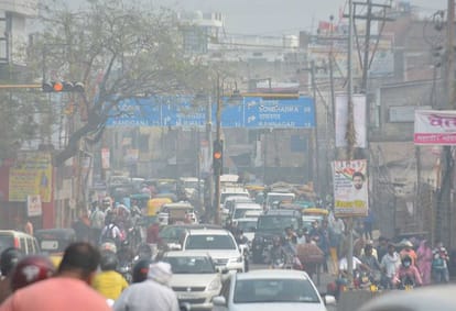 Varanasi AQI: air quility poor City in red zone due to increasing carbon and nitrogen