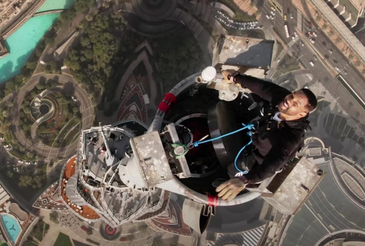 Hollywood actor Will Smith climbs to the top of Burj Khalifa stunning photos go viral
