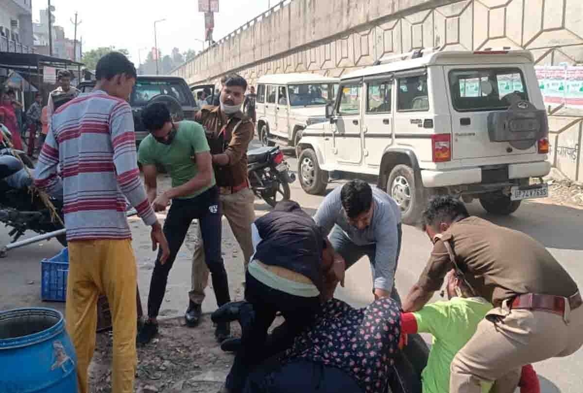 Kannauj: Attack on brother and sister who came to record statement in SP office