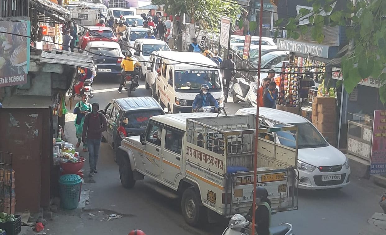 Traffic system disrupted for three hours