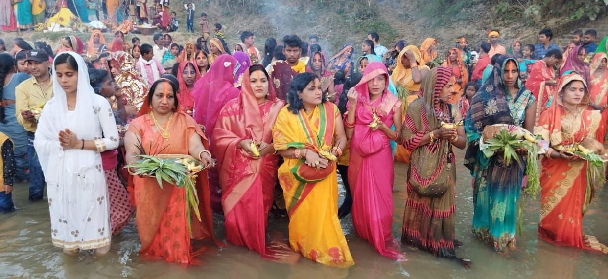 Flood of faith on the river and ghats