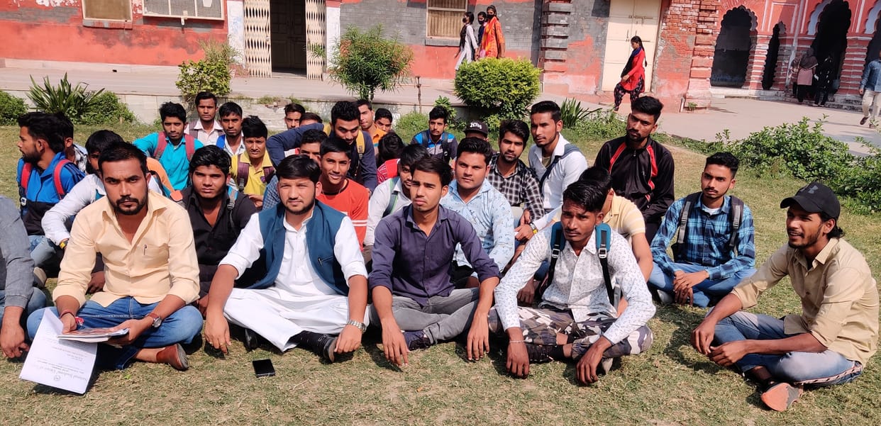 Anger of students erupted due to non-admission, uproar
