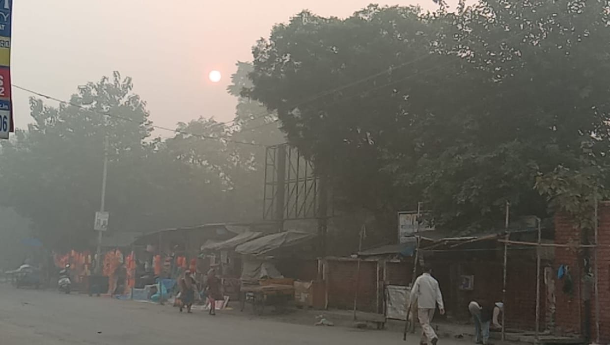 Stuffing air, morning and night smog