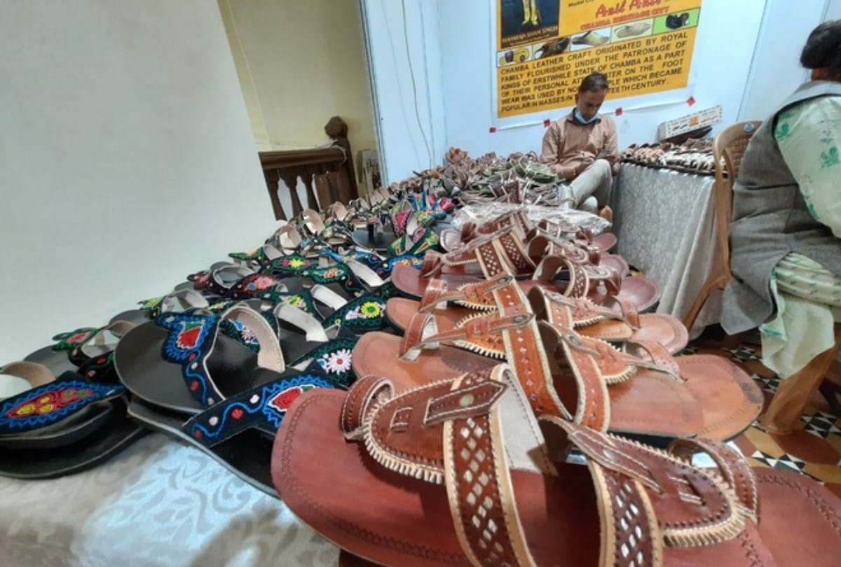 chamba chappal and Lahaul indigenous handknitted socks got geographical indication