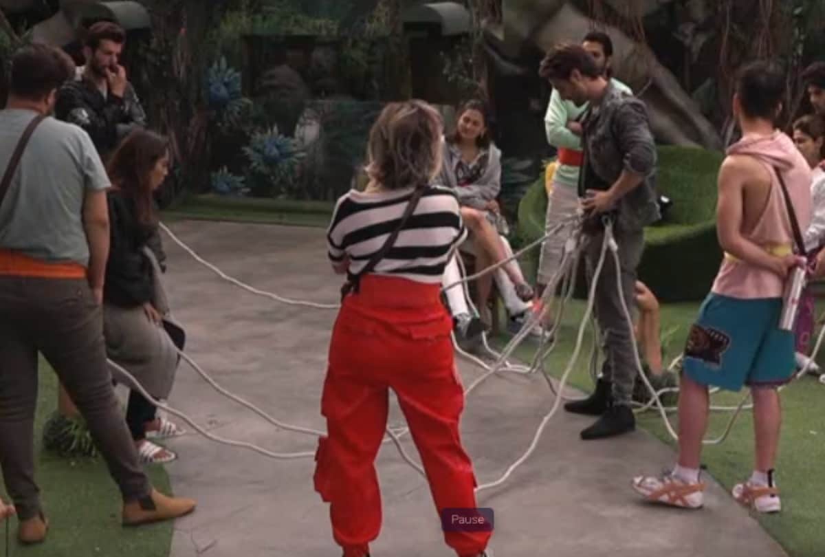 bigg boss 15 captain umar riaz out shamita shetty rajiv adatia neha bhasin and raqesh bapat from VIP Membership task