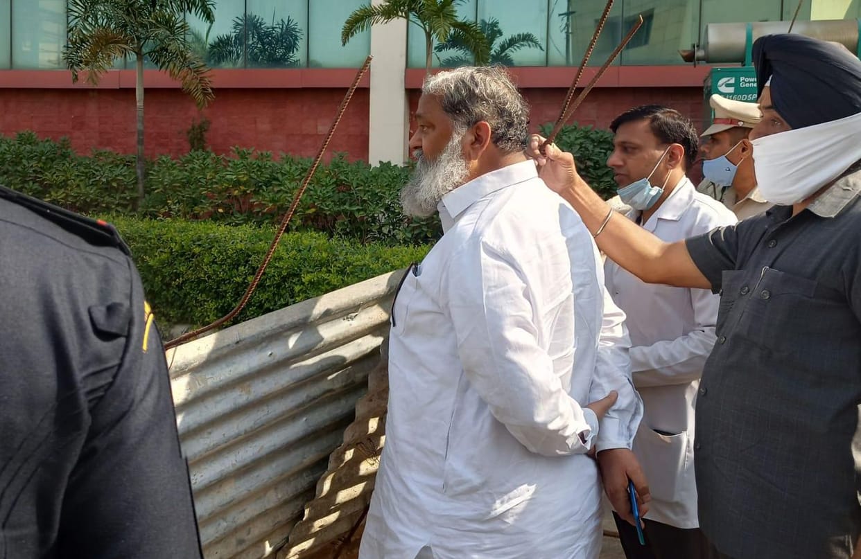 Home Minister inspected the building under construction of Civil Hospital