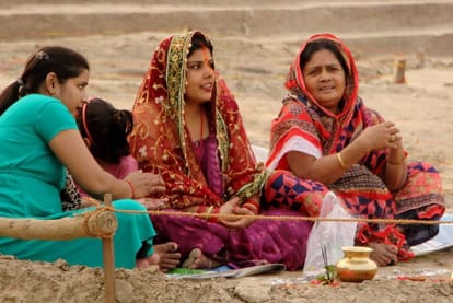 Chhath 2021: First Arghya will be given to sun devotees gather at ghat-kunds in varanasi