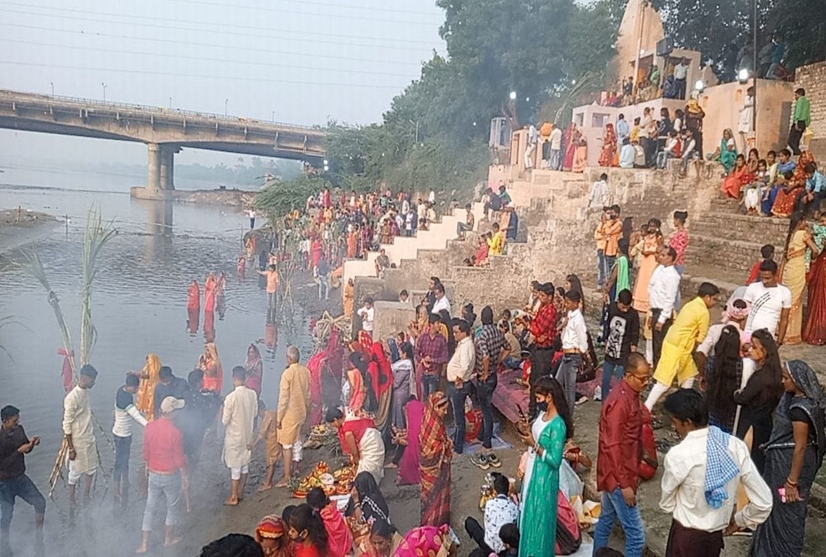 Chhath puja in agra yamuna ghat