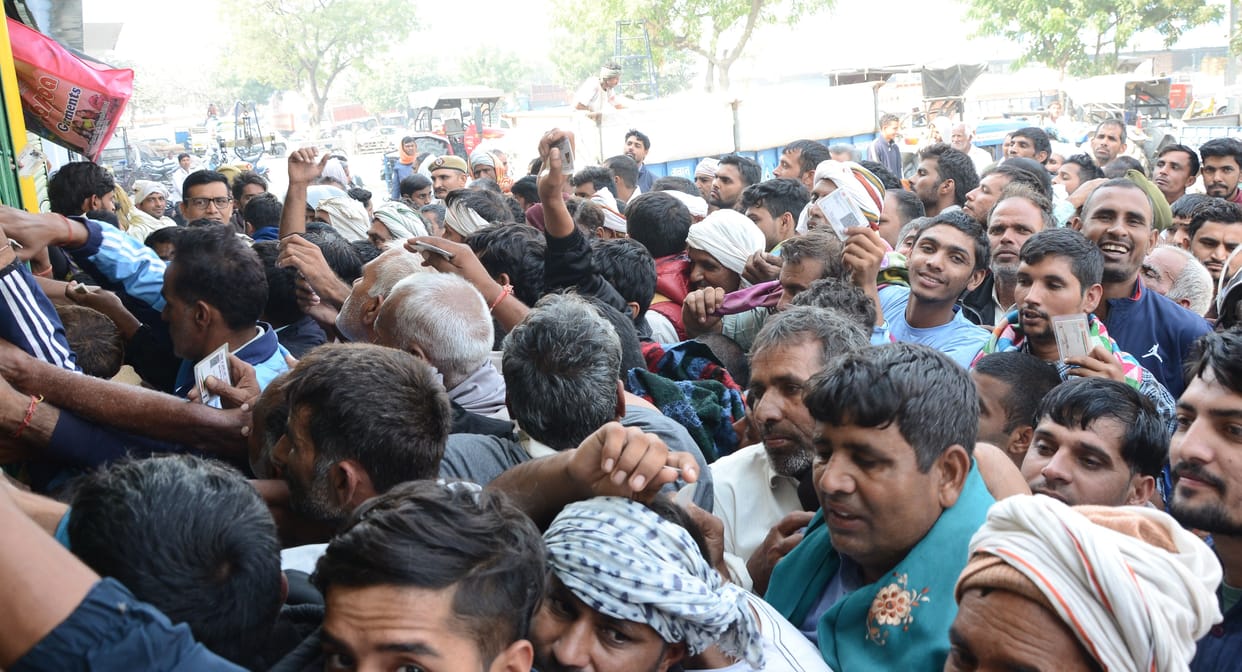Farmers created ruckus for fertilizer at fertilizer sales center