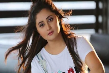 Bigg Boss 15: Rashmi Desai reacts to Afsana Khans knife-killing act says koi dhudh ka dhula nahi hai
