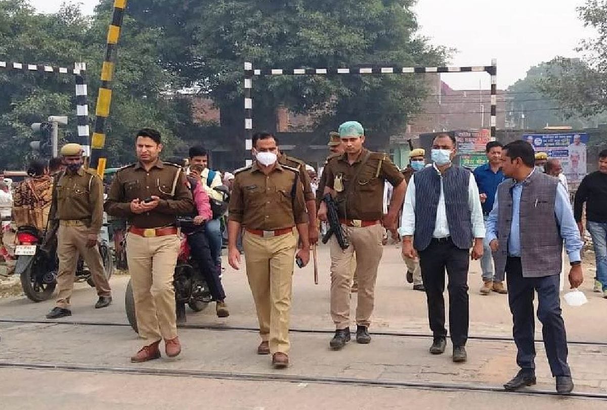 Suicide In Police Custody Father Give Statemnet To Kasganj Police Said Son Wan In Stress