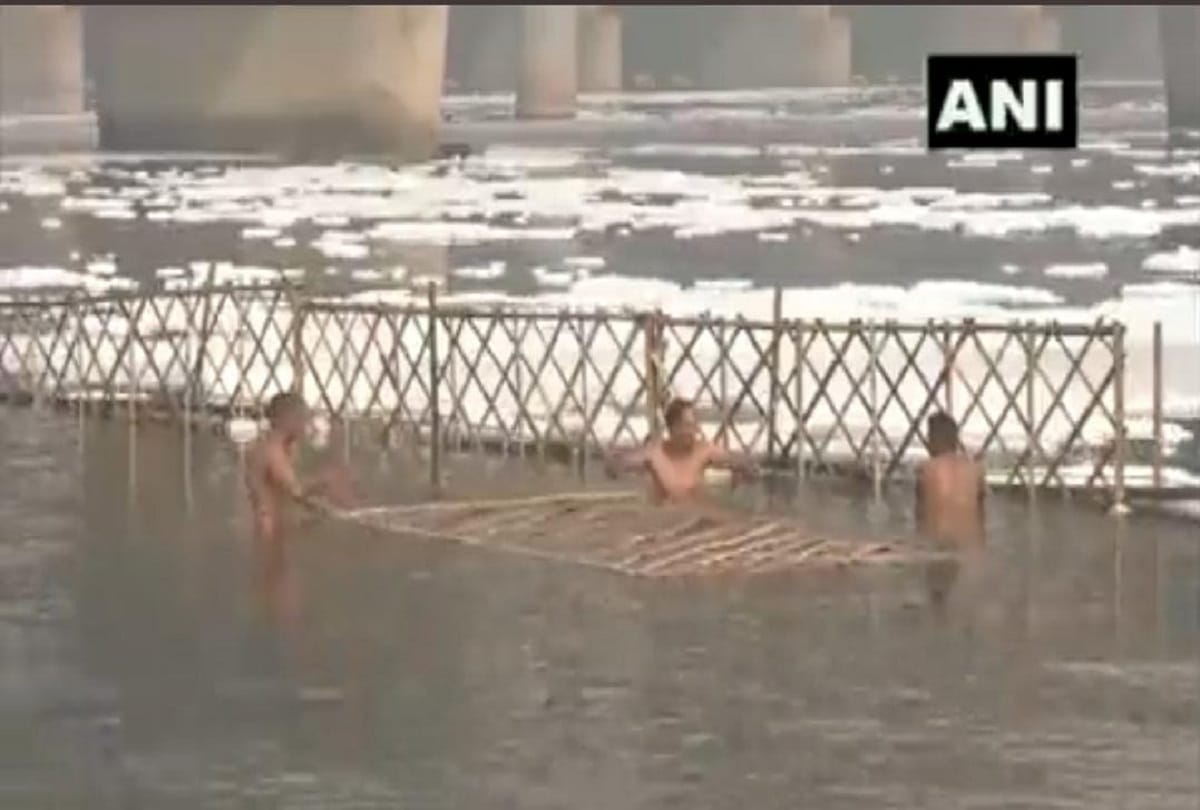 Chhath in Delhi: Devotees celebrated Chhath with pomp in Delhi, there was a ruckus at Yamuna Ghats