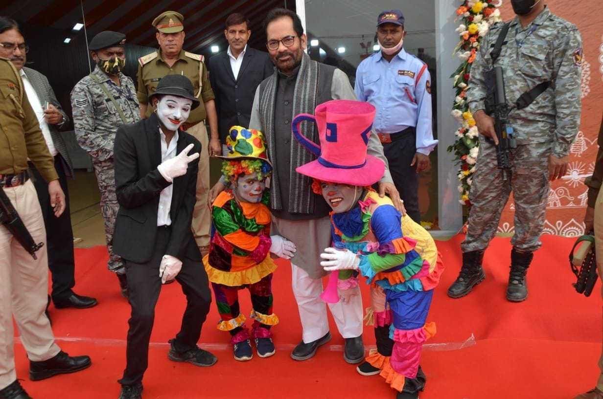 Mathura: Jinnah-Mukhtar Abbas Naqvi the villain for the people of India