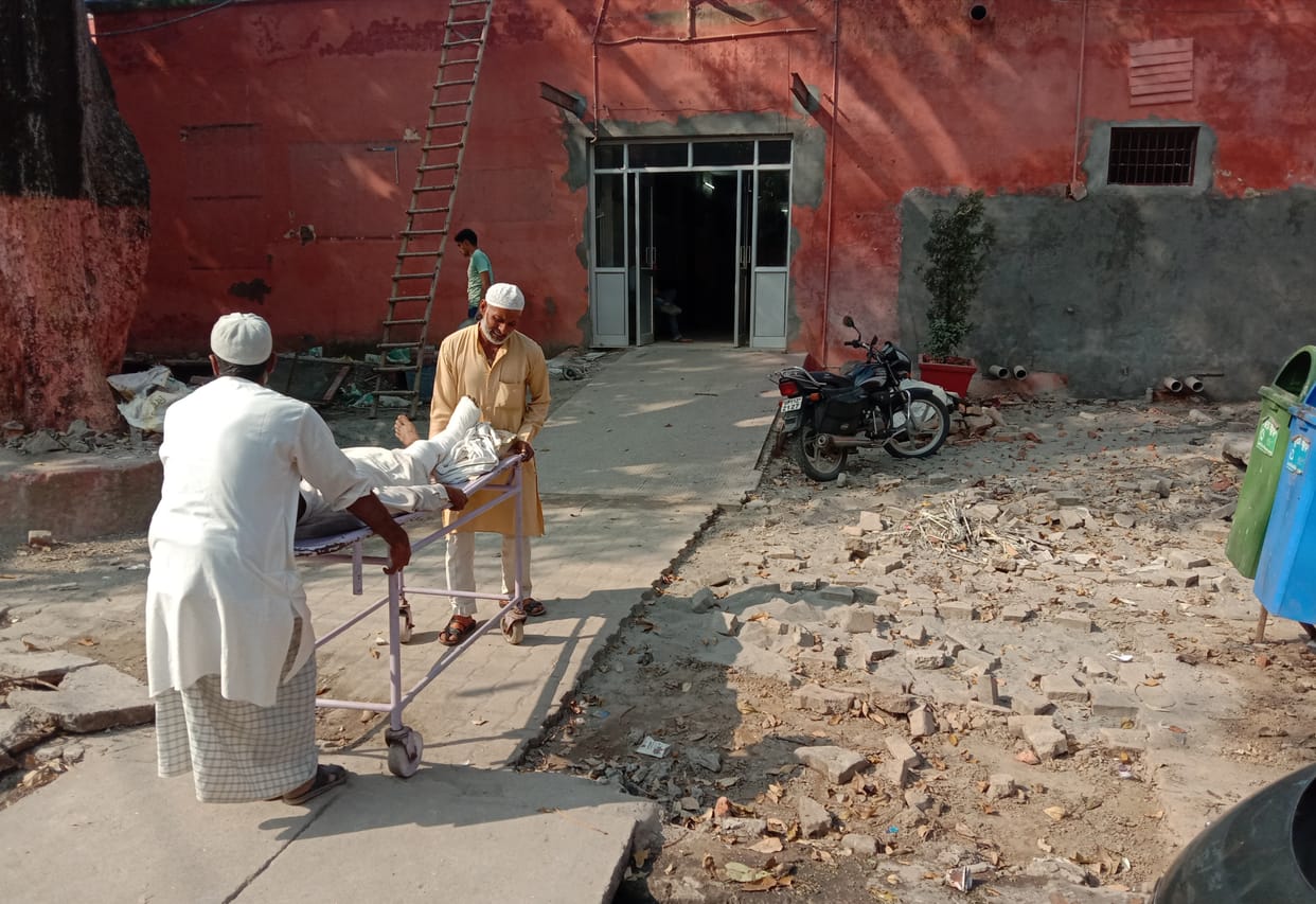 Dirt spread outside the ICU of the district hospital