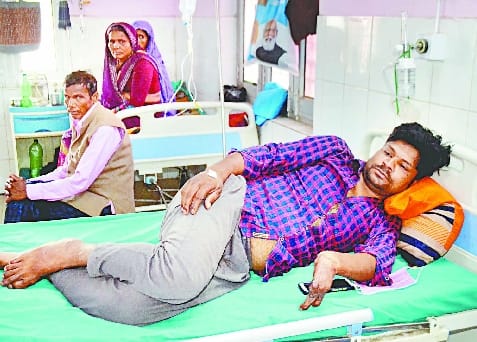 The patient admitted in the emergency ward continued to be treated in the new surgical ward