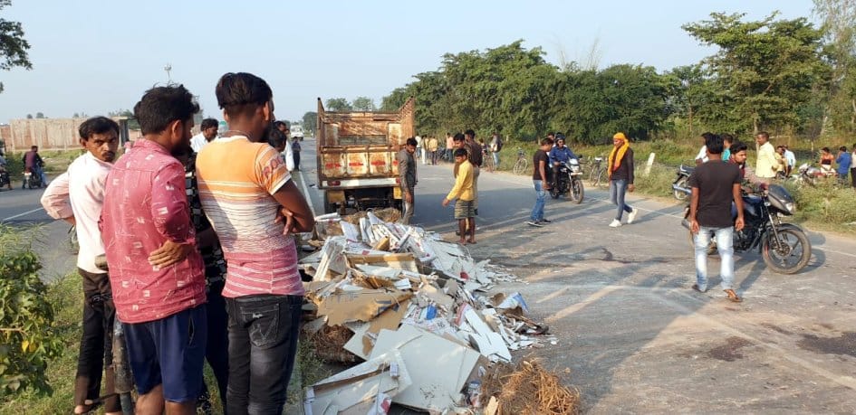 Pickup rams into e-rickshaw from behind, woman killed, seven injured