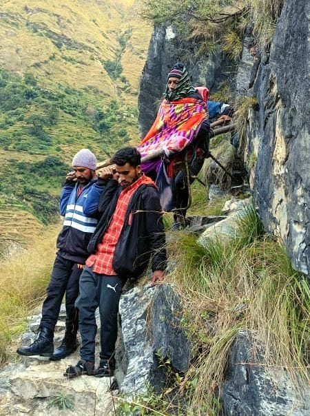 Villagers became 'ambulance' for the injured old lady