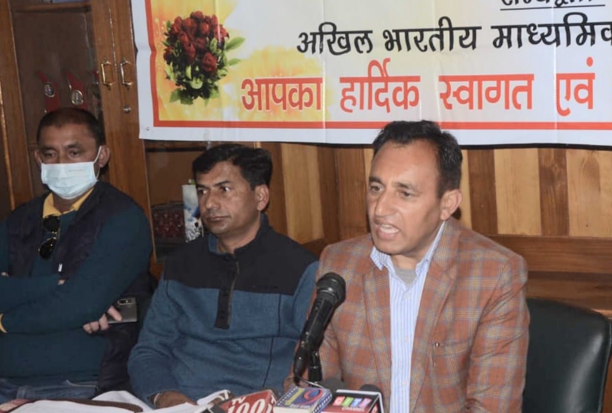 Rajkiya Adhyapak Sangh Adhyaksh Virender Chauhan statement over promotion quota
