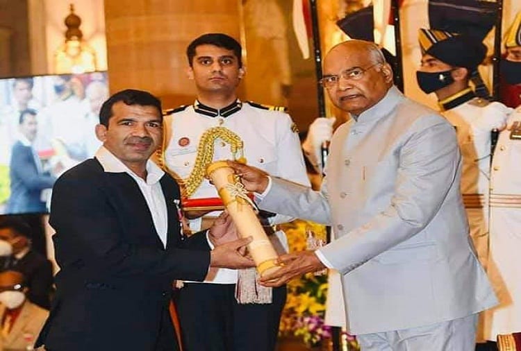Celebration in Sasrauli as soon as Virendra Pehalwan gets Padma Shri