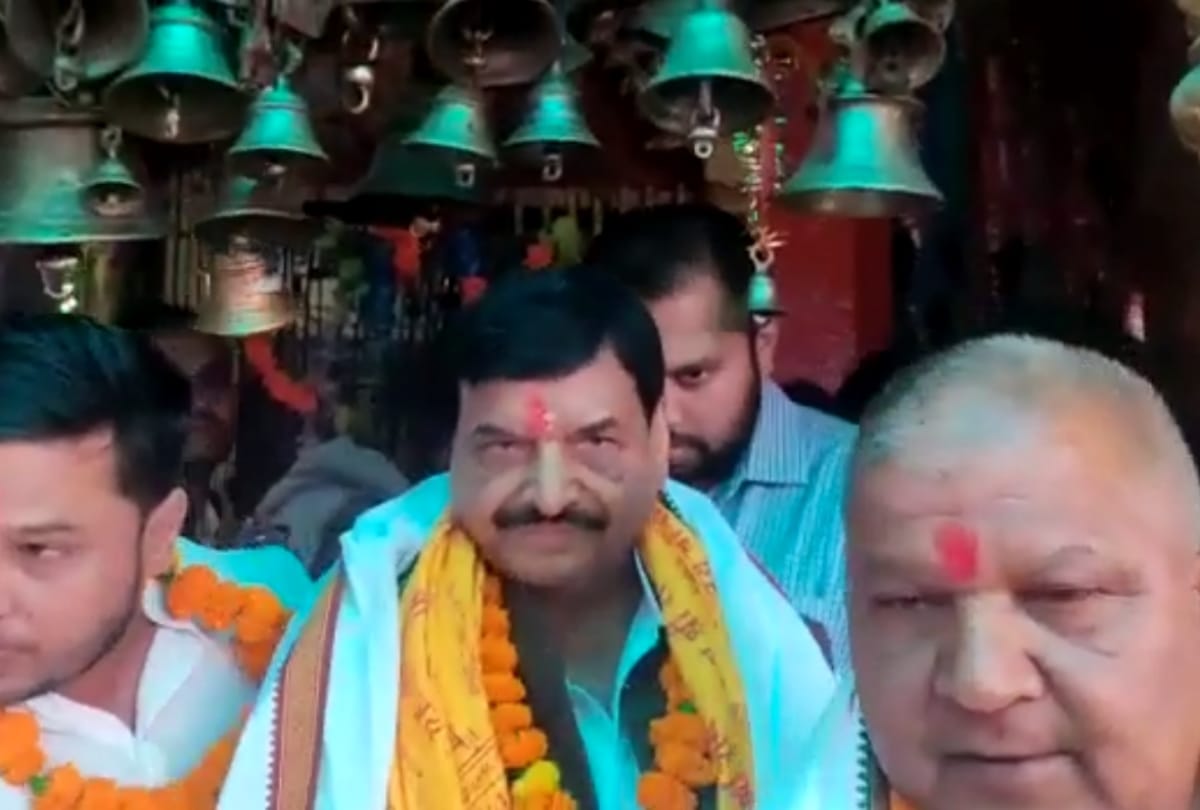 Shivpal Singh yadav visits Dukhharan Nath Temple in Gonda.