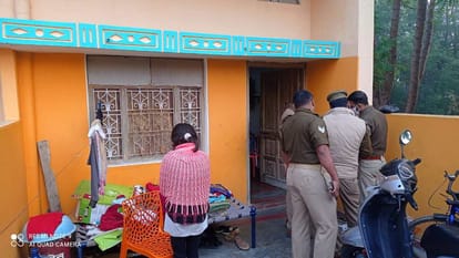 Degree college Sanskrit Professor murder by slitting his throat in sonbhadra