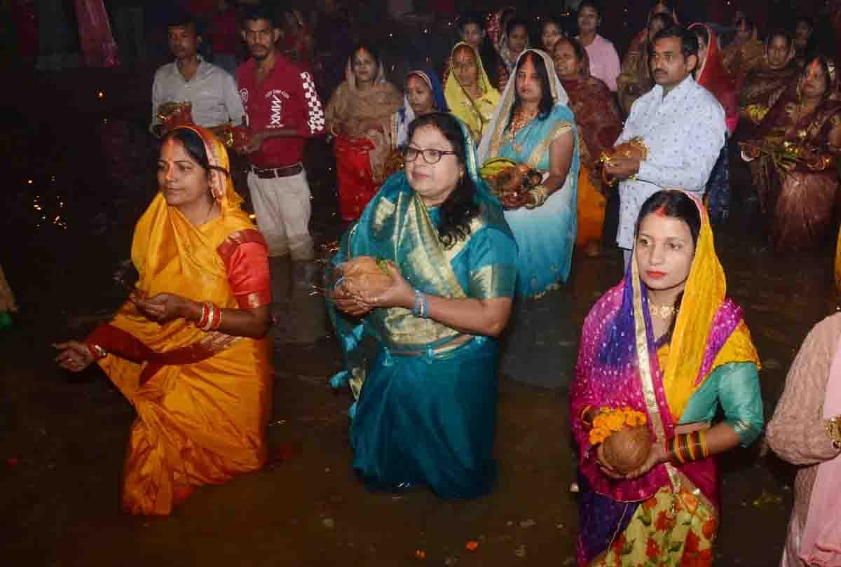 Sun Worship Festival Chhath completed in kanpur