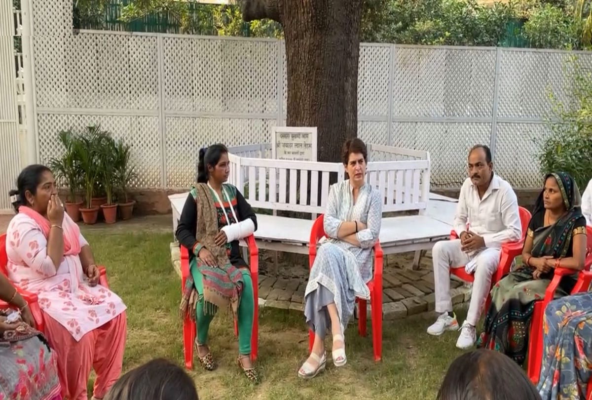 Priyanka gandhi assured to get justice after meeting Asha worker there was a scuffle with the lady inspector