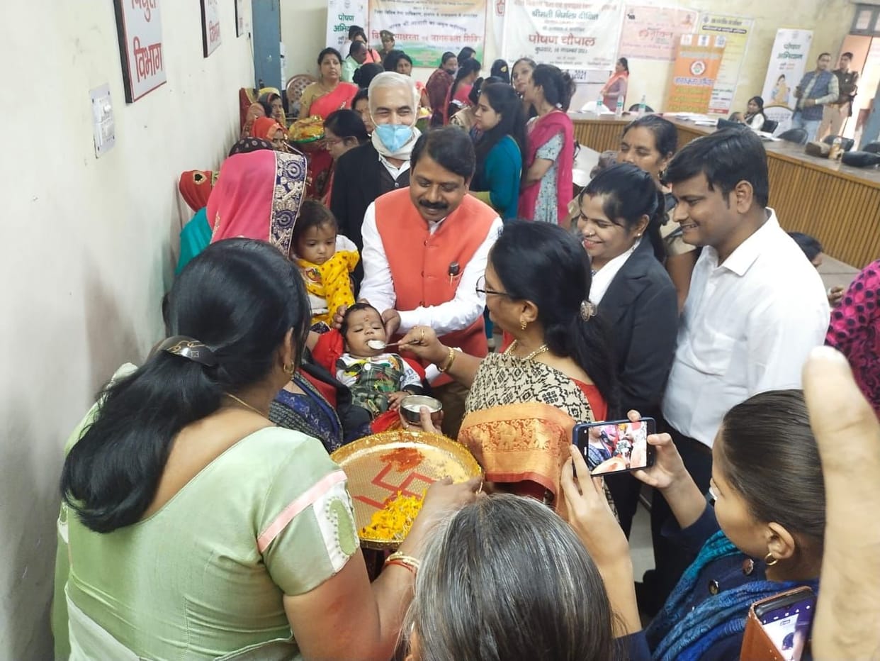 Hathras: Along with nutrition, legal literacy is also necessary: Nirmala Dixit