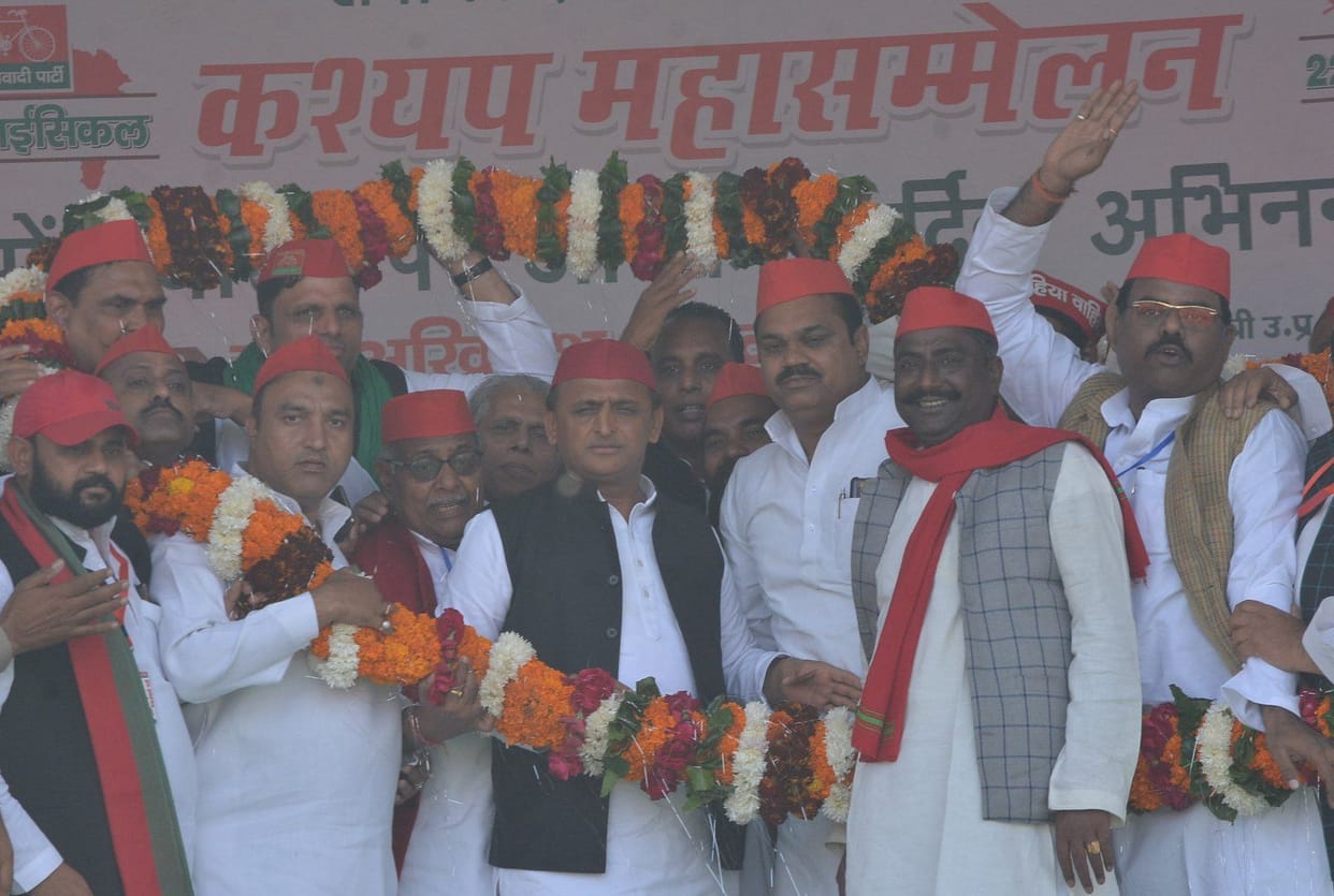 Former CM Akhilesh Yadav said, there will be change due to the revolution of farmers