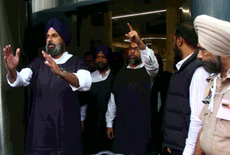Bikram Singh Majithia targeted the Punjab government in the press conference