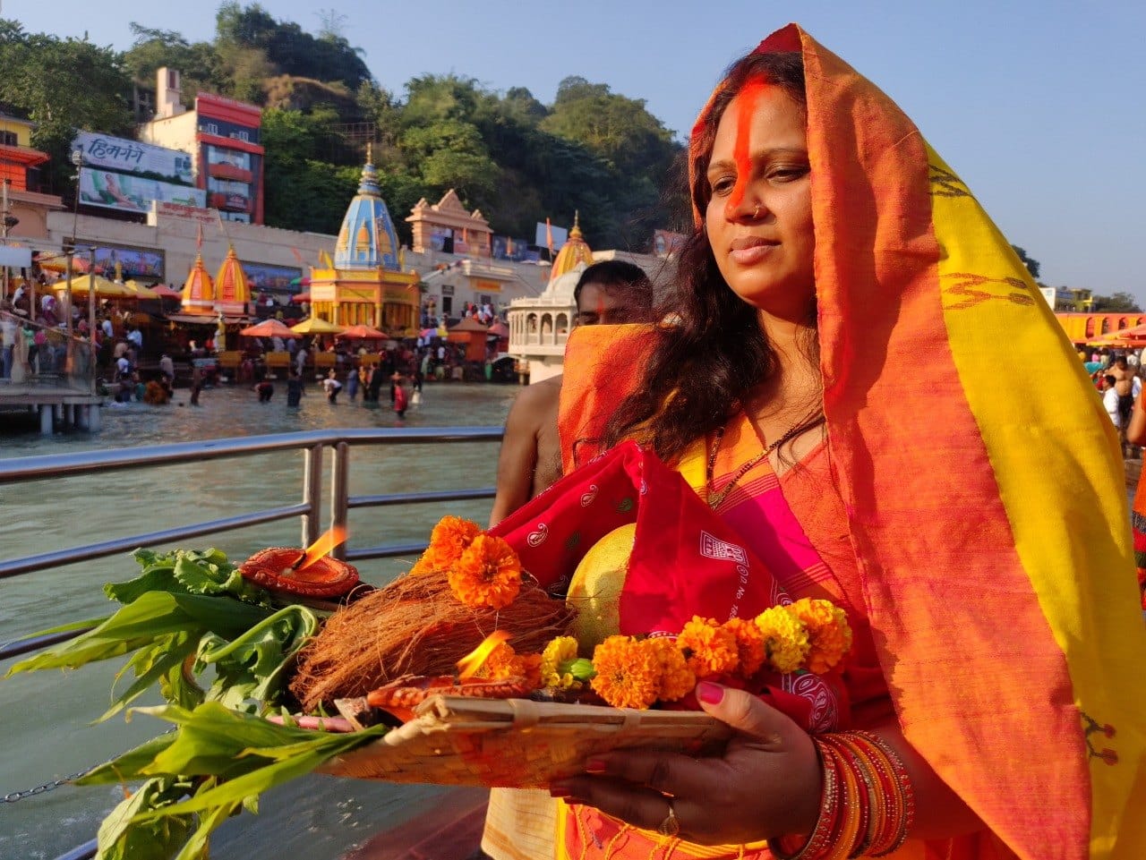 Chhath puja 2021: Devotees crowd on Ghat, Chhath puja ends, see photos