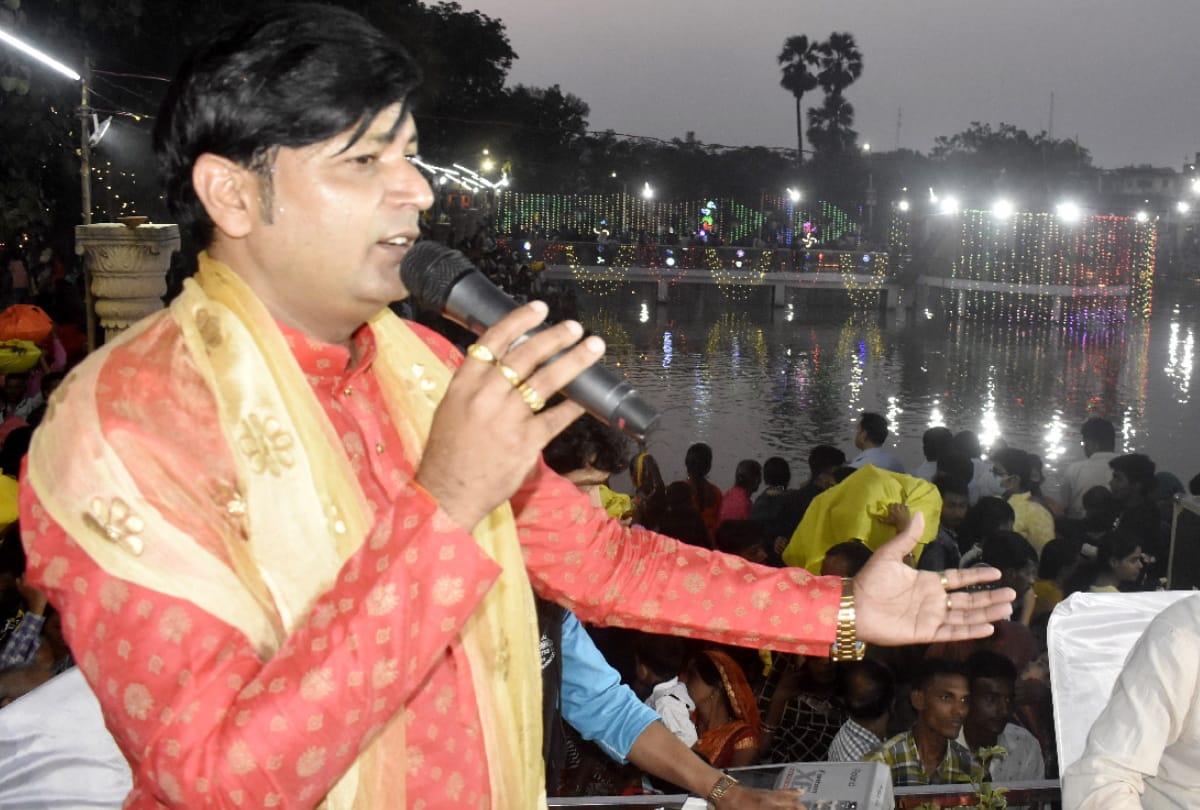 Chhath Puja 2021 festival celebrated with reverence see latest photos of chhath puja