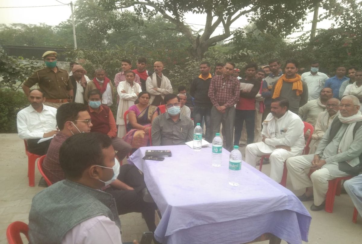 Mathura DM warns action will be taken against farmer if stubble is burnt