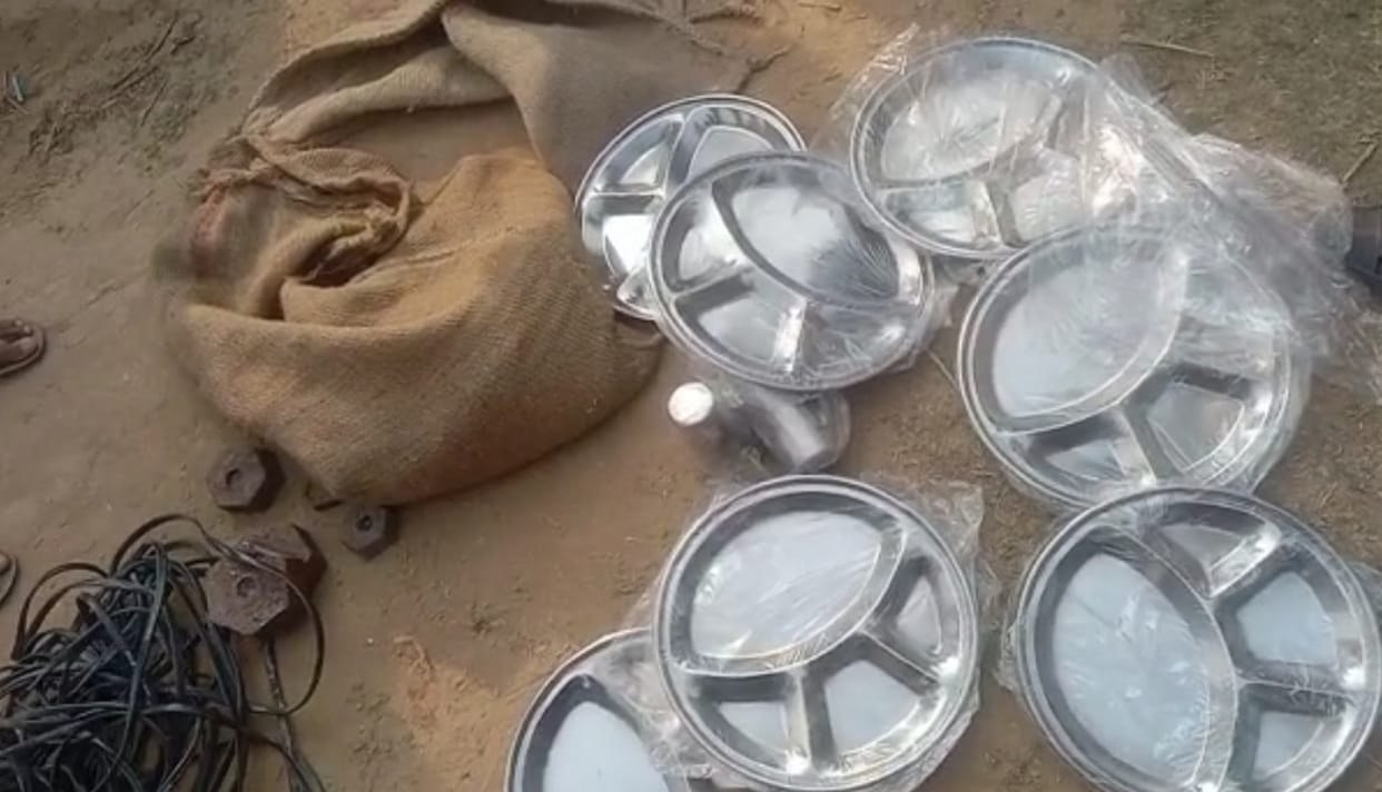 Video of the headmaster carrying the school plate, bowl and wheat home goes viral