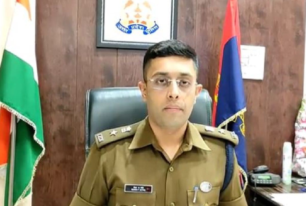 Prostitution In Kasganj Gangeshwar Coloney Police Arrests Three Include Two Girl