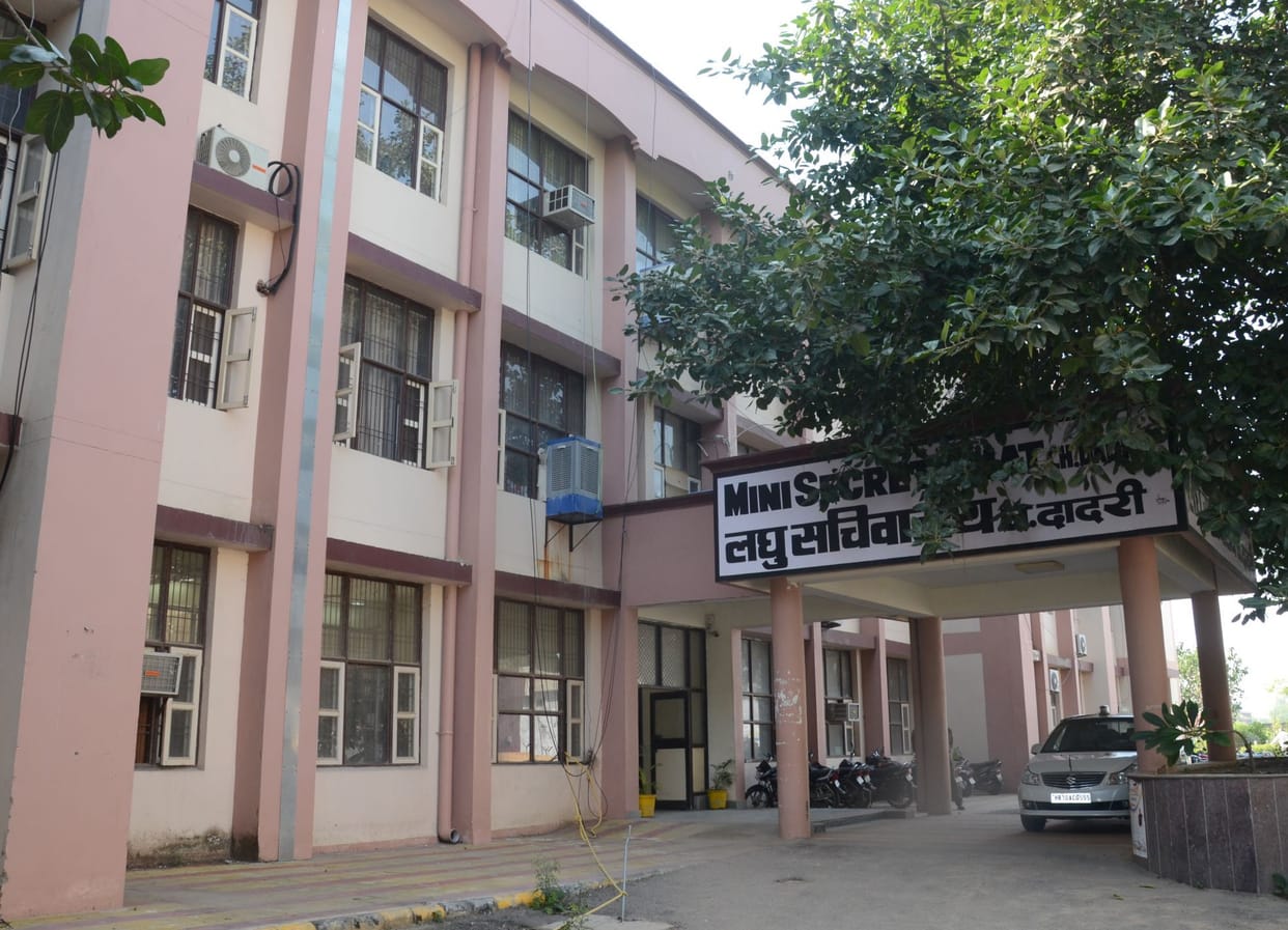 Admission to government offices will be available only after having certificate of anti-coronavirus vaccination