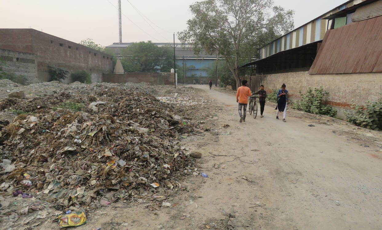 The graph of pollution increased again in Suhagnagari