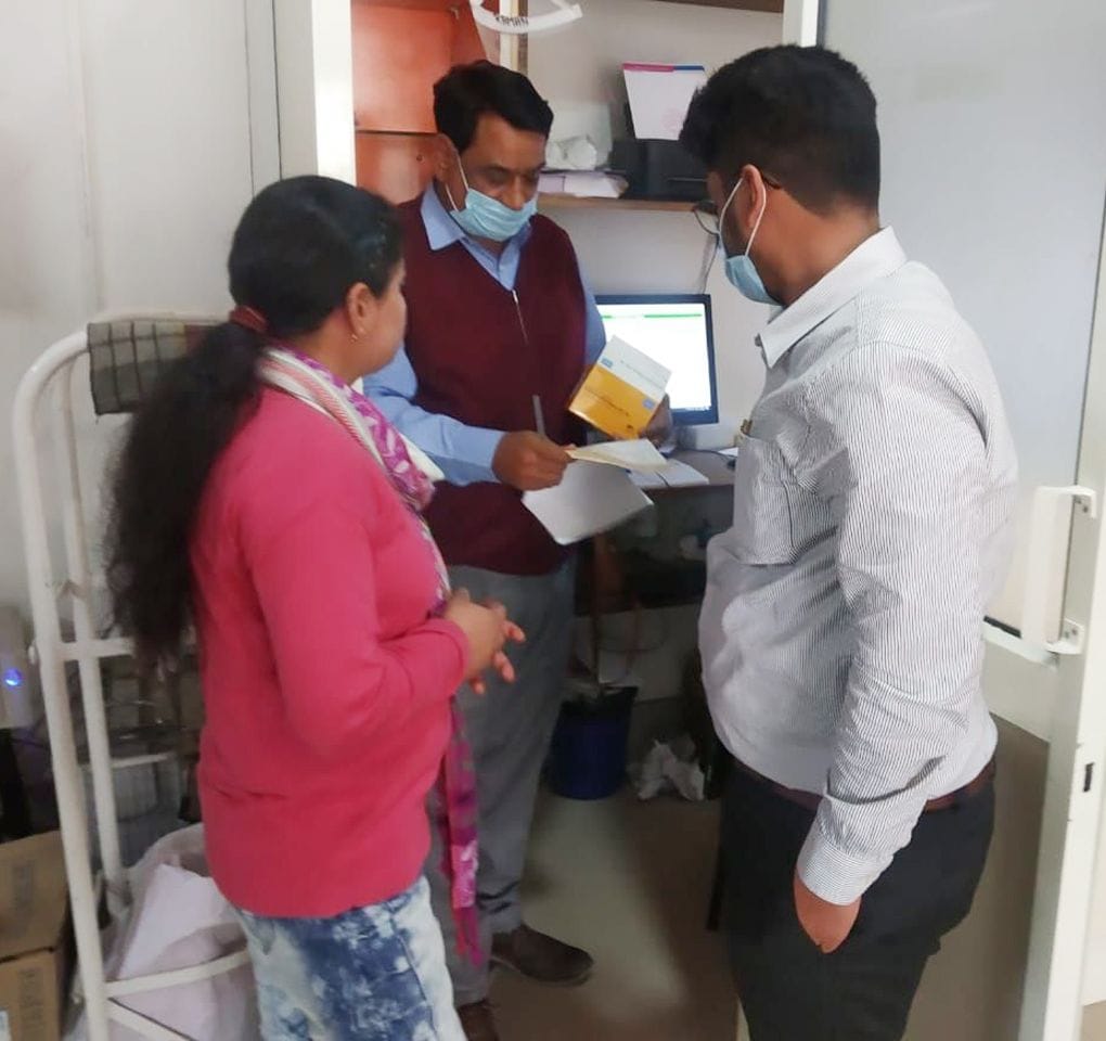 Lab worker caught while checking dengue with banned card