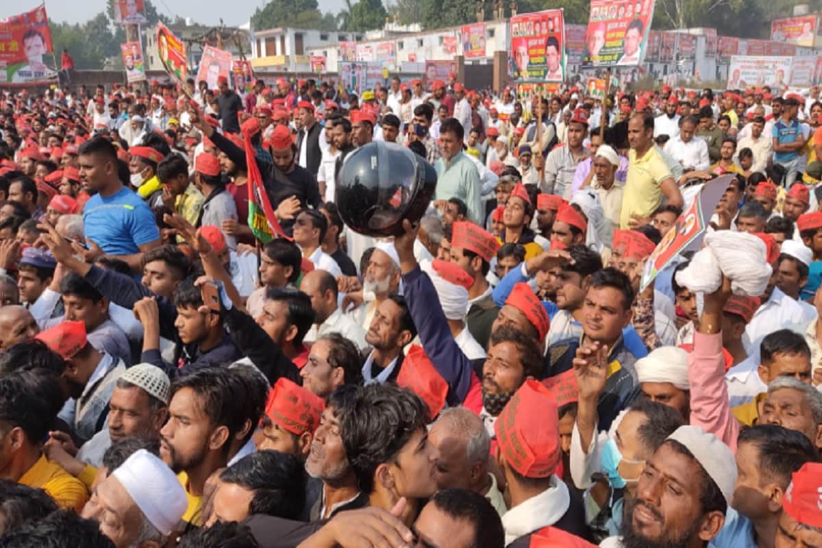 Muzaffarnagar News: Akhilesh Yadav says that Yogi Adityanath has migrated from Uttarakhand to Uttar Pradesh