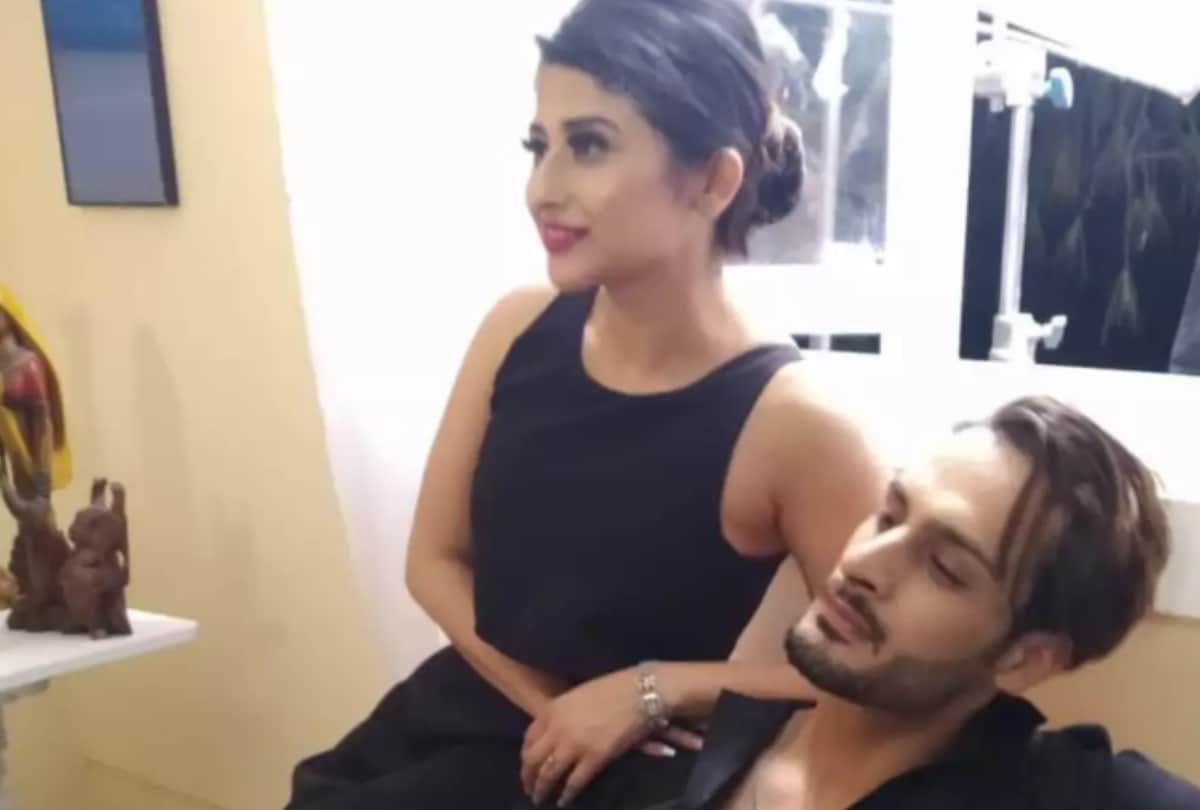 Bigg Boss 15 Saba Khan breaks silence on the news of dating with Umar Riaz says We like each other