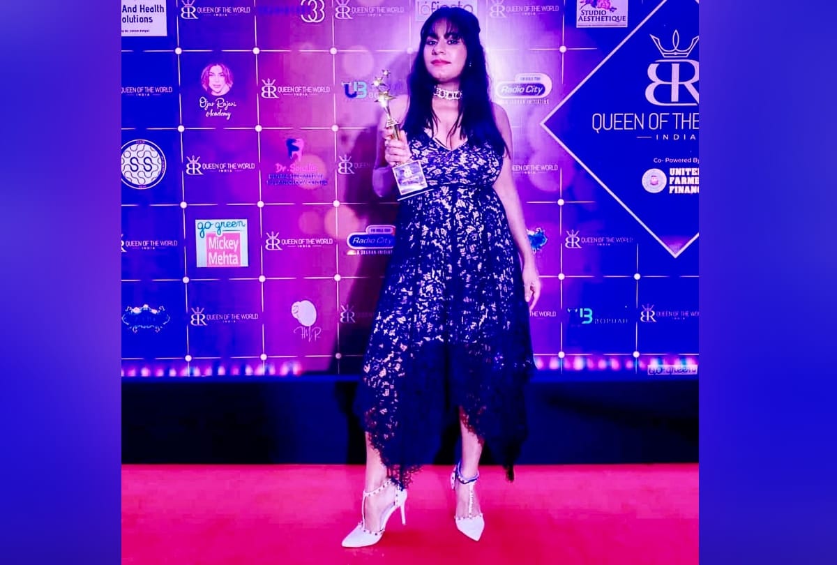 himachal Hamirpur news: Playback Singer Shilpa Surroch get Outstanding Indian Achiever Award in Mumbai