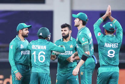 Pakistan vs Australia T20 World Cup Semifinal match: Hasan Ali drop catch of Matthew Wade And after That 3 back to back Sixes by WADE