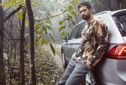 Into the Wild with Bear Grylls Vicky Kaushal entered the sea with Bear Grylls faced fear like this