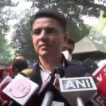 राजस्थान: सोनिया गांधी से मुलाकात के बाद मीडिया से बात करते हुए सचिन पायलट